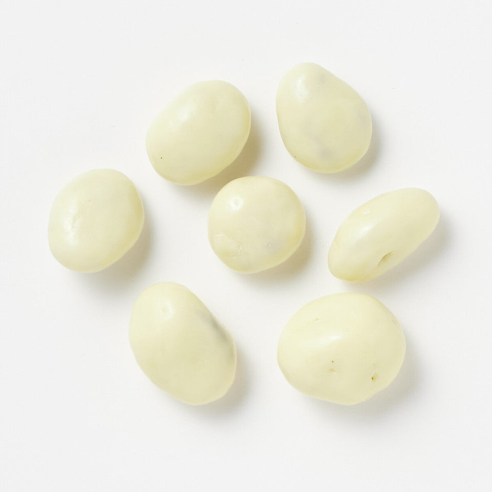 White Chocolate Coated Raisins