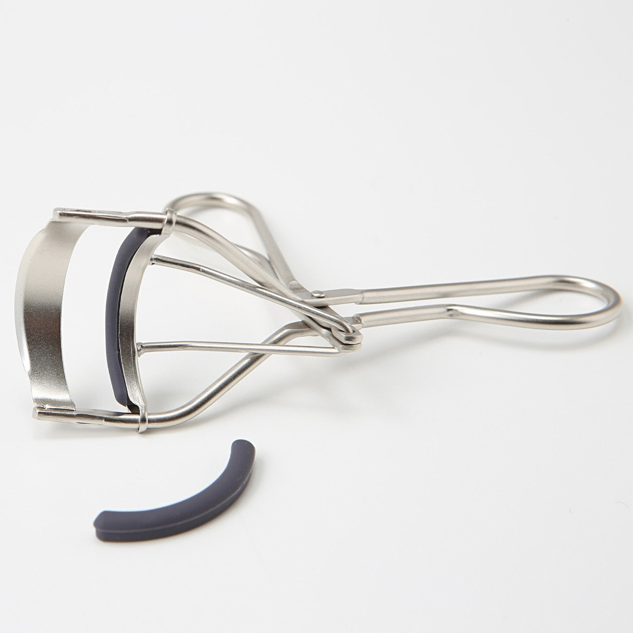 EYELASH CURLER