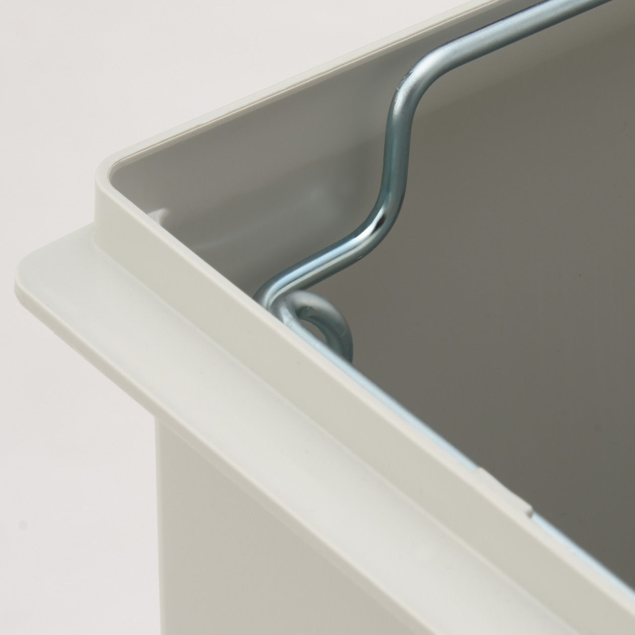 PP DUST BOX 30L