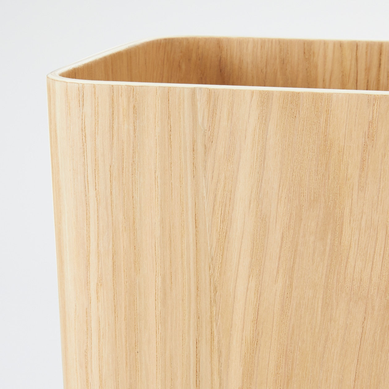 Dust Bin With Wire Frame Square