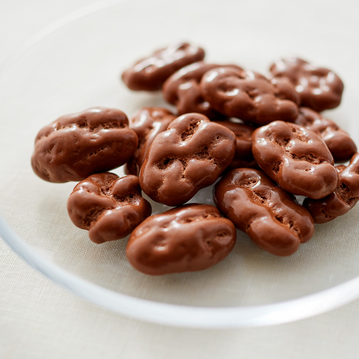 Milk Chocolate Coated Pecan Nuts 80g