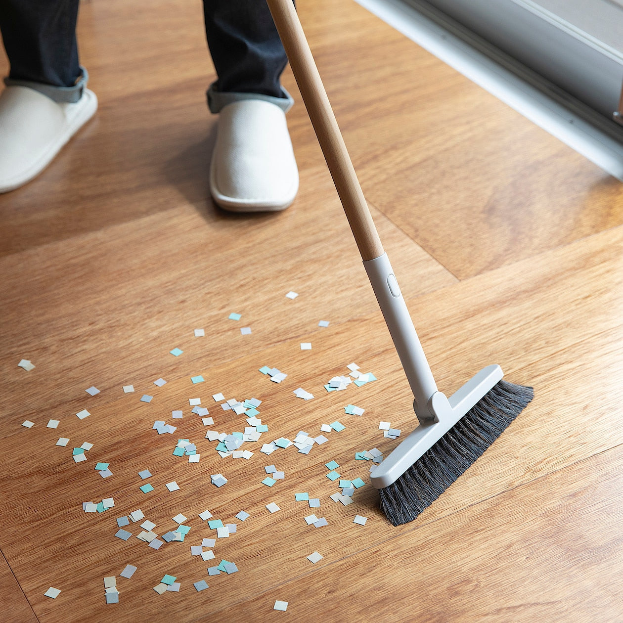 CLEANING SYSTEM / WOODEN POLE 110CM