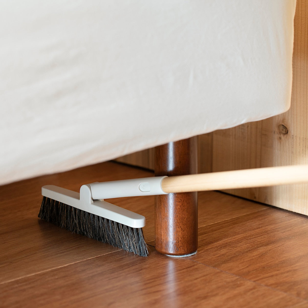 CLEANING SYSTEM / WOODEN POLE 110CM