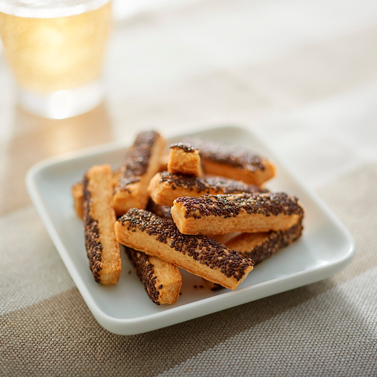 Cheese Gouda & Chia Seed Sticks 80G