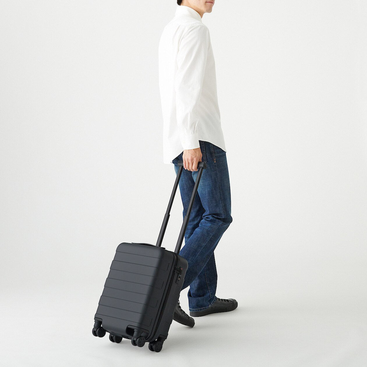 Luggage - Hard Trolley Suitcase 36L