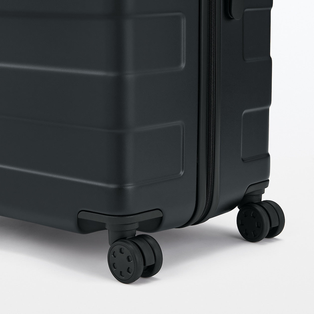 Luggage - Hard Trolley Suitcase 105L