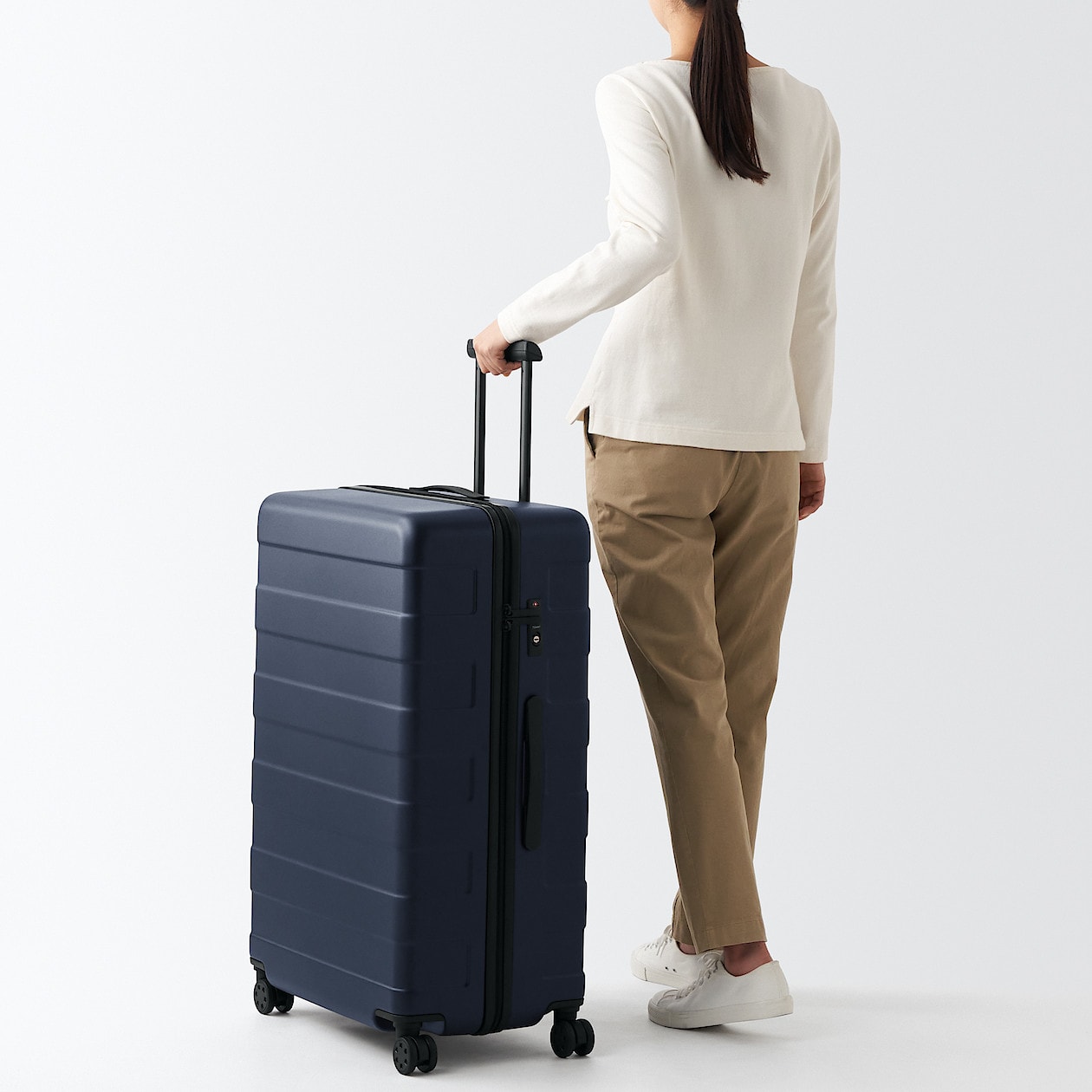 Luggage - Hard Trolley Suitcase 75L