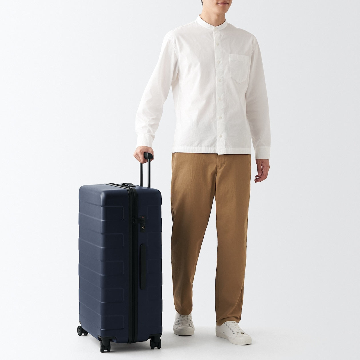 Luggage - Hard Trolley Suitcase 75L