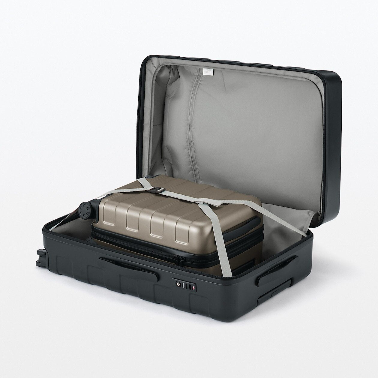 Luggage - Hard Trolley Suitcase 75L