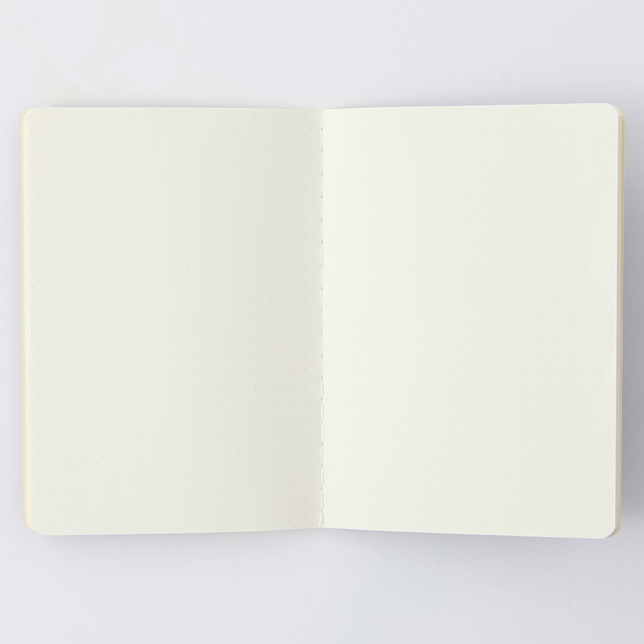 PASSPORT NOTEBOOK NAVY- DOTTED